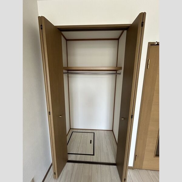 収納 (クローゼット)