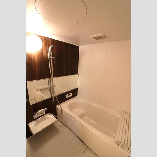 バス (浴室)