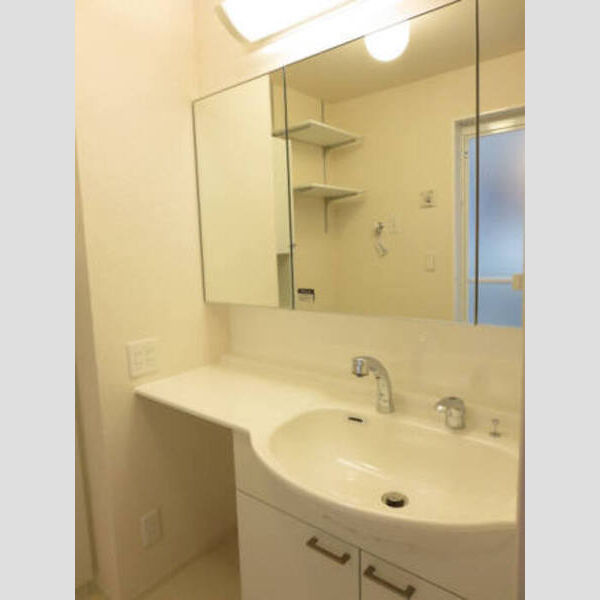 洗面所 (ワイドミラー洗髪洗面化粧台)