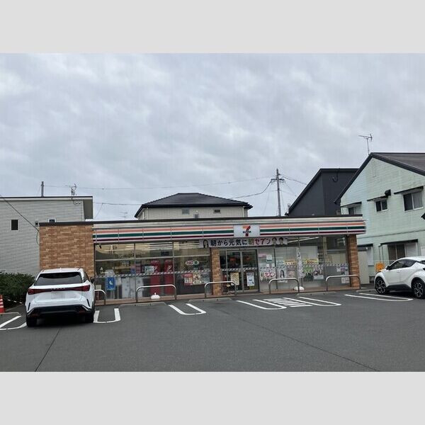現地周辺 (セブンイレブン焼津三ヶ名店)