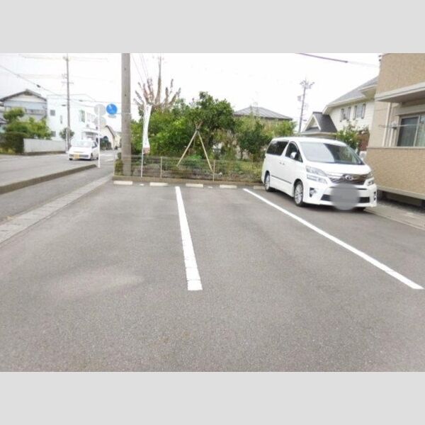 駐車場 (駐車場)