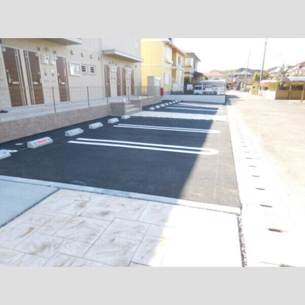 駐車場 (駐車場)