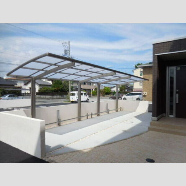 現地周辺 (駐輪場)