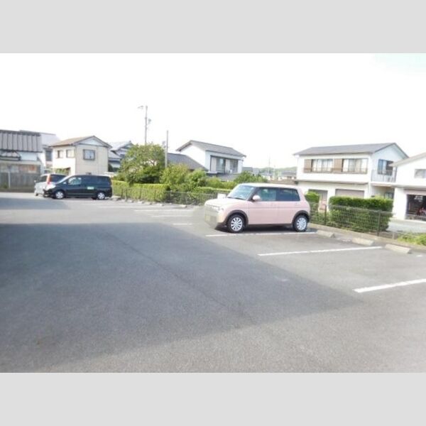 駐車場 (駐車場)