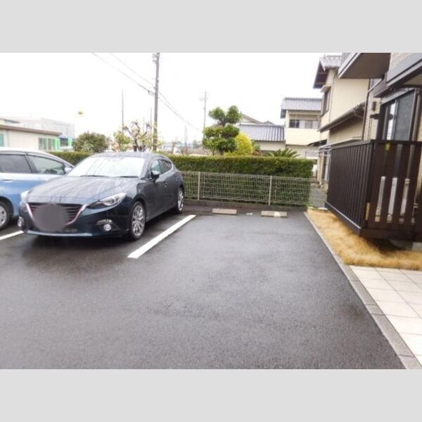 駐車場 (駐車場)