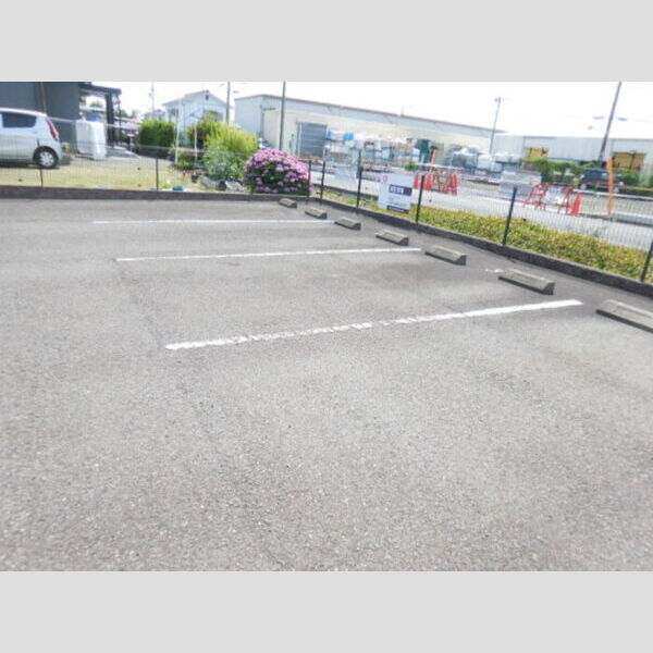 駐車場 (南側駐車場)