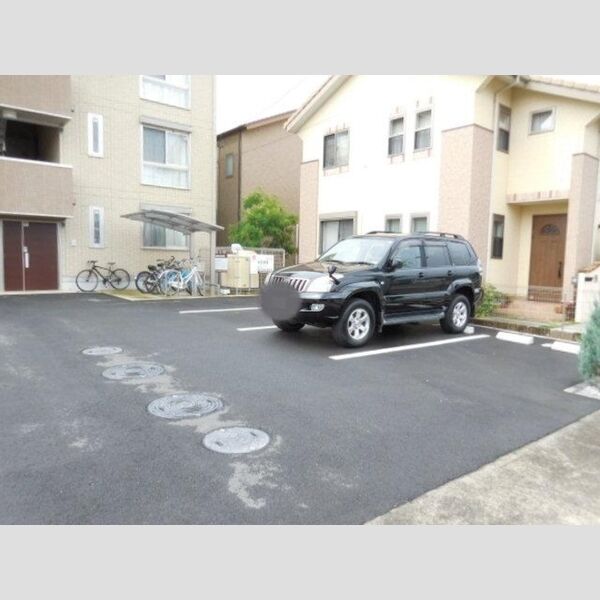 駐車場 (駐車場)