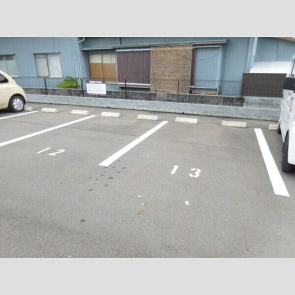 駐車場 (駐車場)