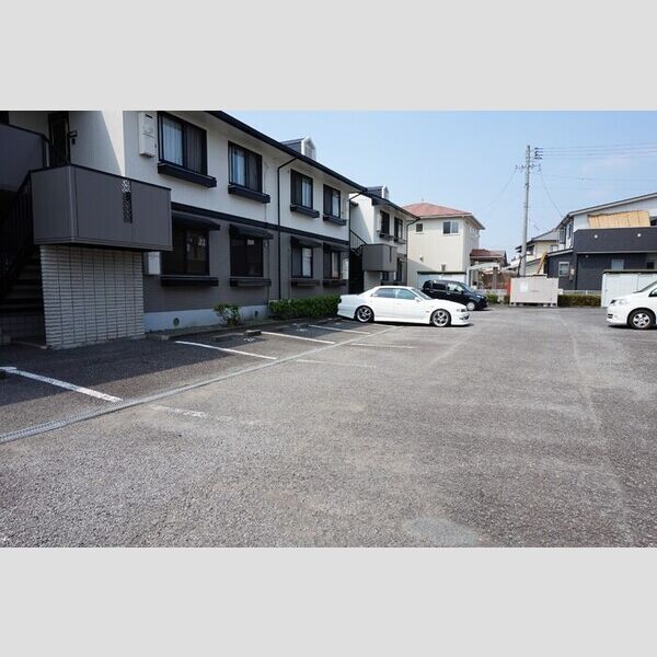 駐車場 (駐車場)