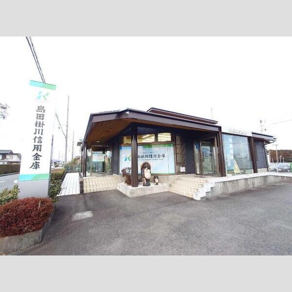 現地周辺 (島田掛川信用金庫牧の原支店)