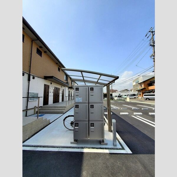 現地周辺 (宅配BOX)