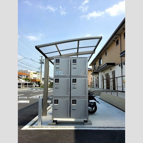 現地周辺 (宅配BOX)