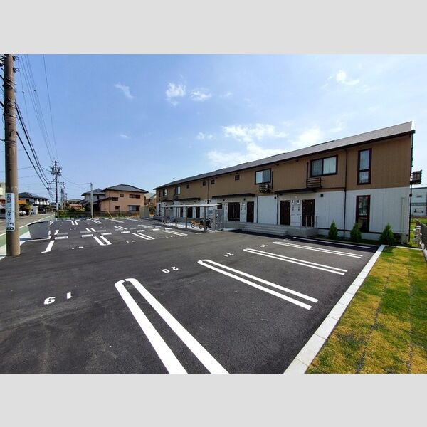 駐車場 (駐車場)