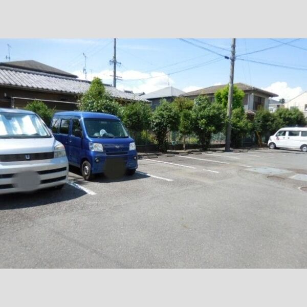 駐車場 (駐車場)