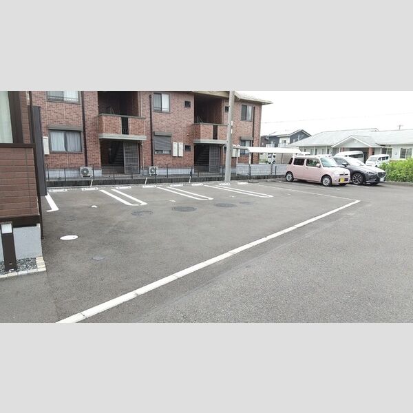駐車場 (駐車場)