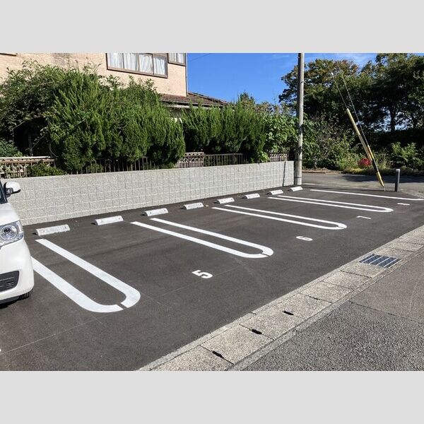 駐車場 (駐車場)