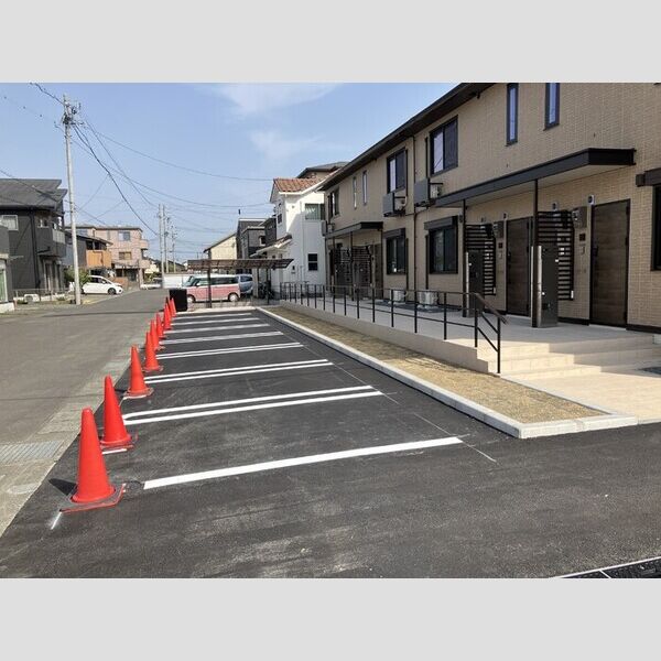 駐車場 (駐車場)