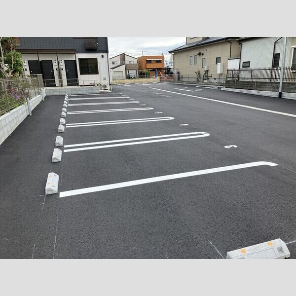 現地周辺 (駐車場)