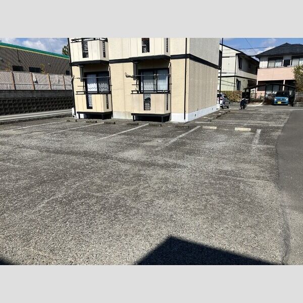 駐車場 (駐車場)