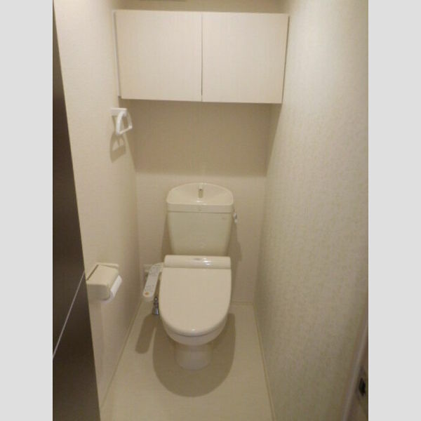 トイレ (温水洗浄暖房便座)