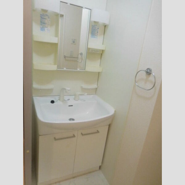 洗面所 (洗髪洗面化粧台)