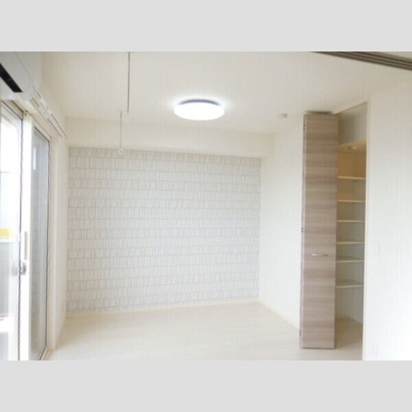 その他 (洋室 南)