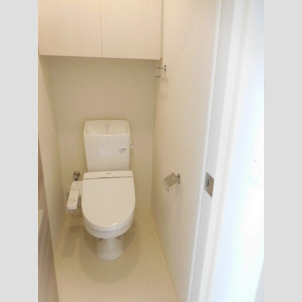 トイレ (温水洗浄暖房便座)