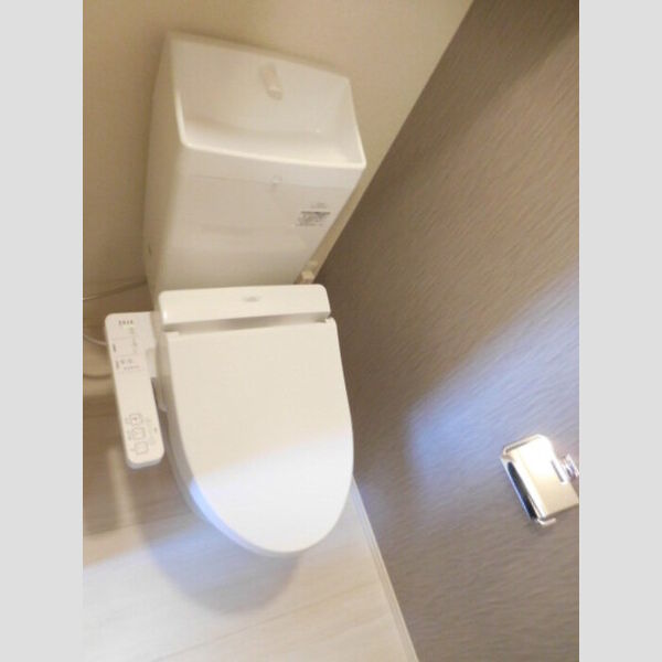 トイレ (温水洗浄暖房便座)