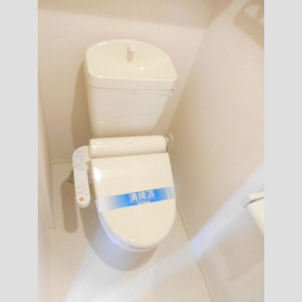 トイレ (温水洗浄暖房便座)