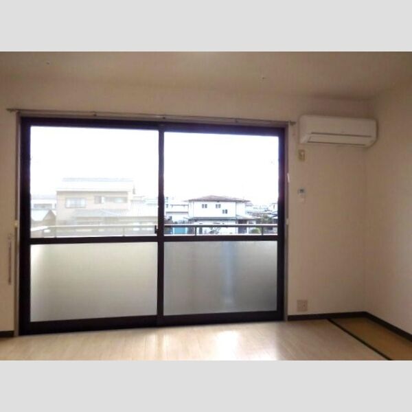 居室・リビング (洋室　南)