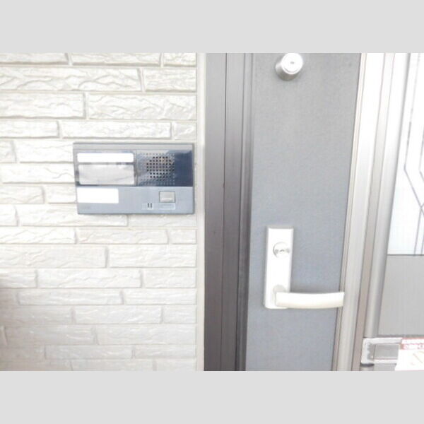 その他設備 (玄関外部 インターホン、カードキー)