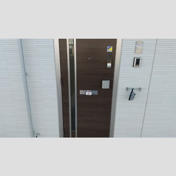 玄関 (外部玄関)