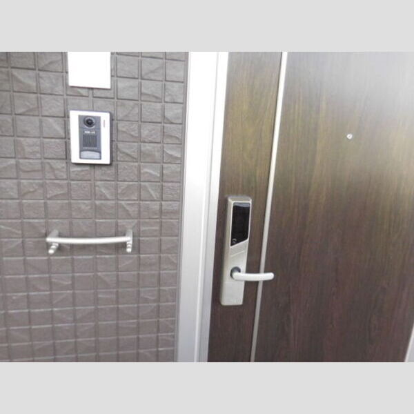 その他設備 (玄関　外部　TVインターホン、ICロックキー)