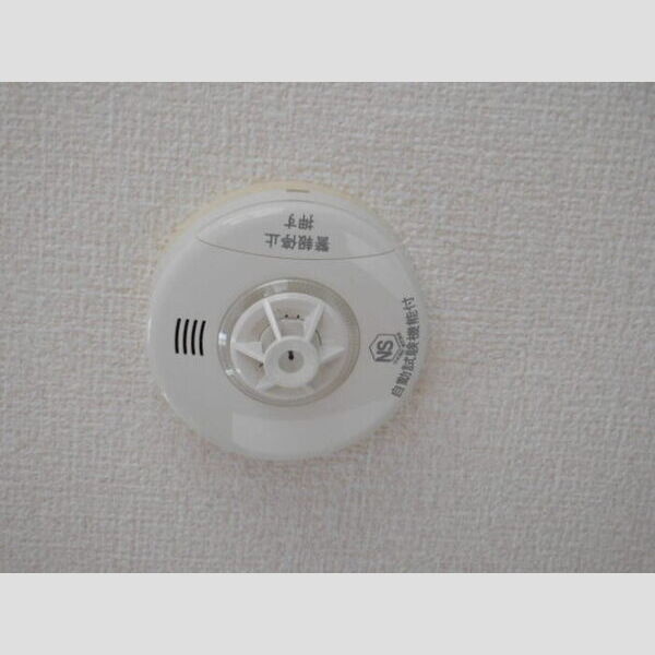 その他設備 (天井　火災警報器)