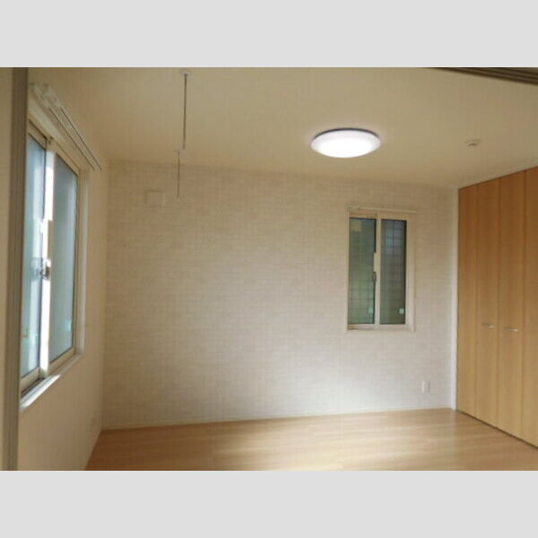 その他 (南側　洋室)