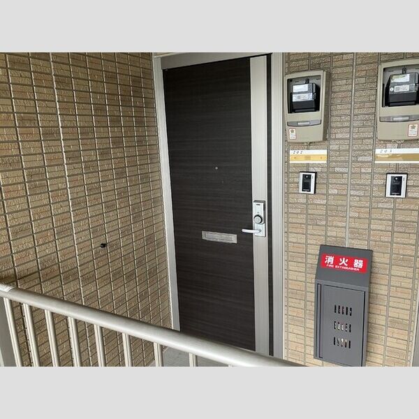 玄関 (玄関)