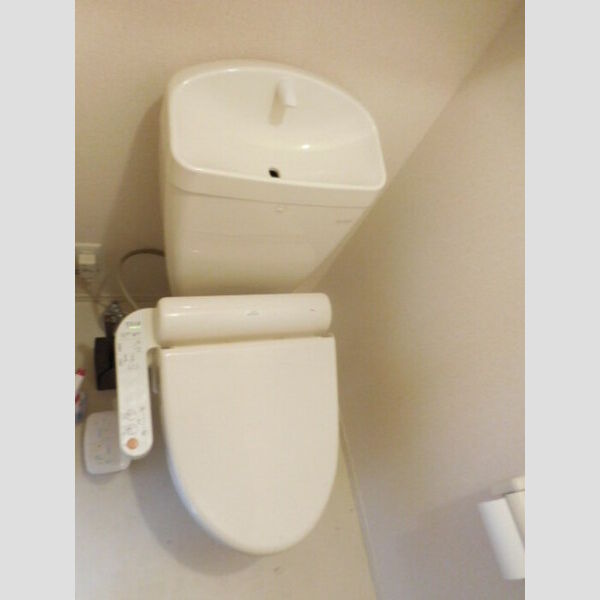トイレ (温水洗浄暖房便座)