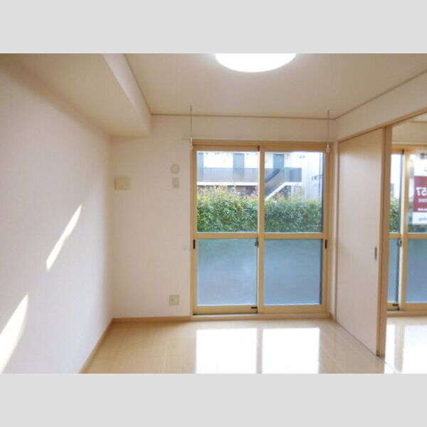 その他 (洋室 南)