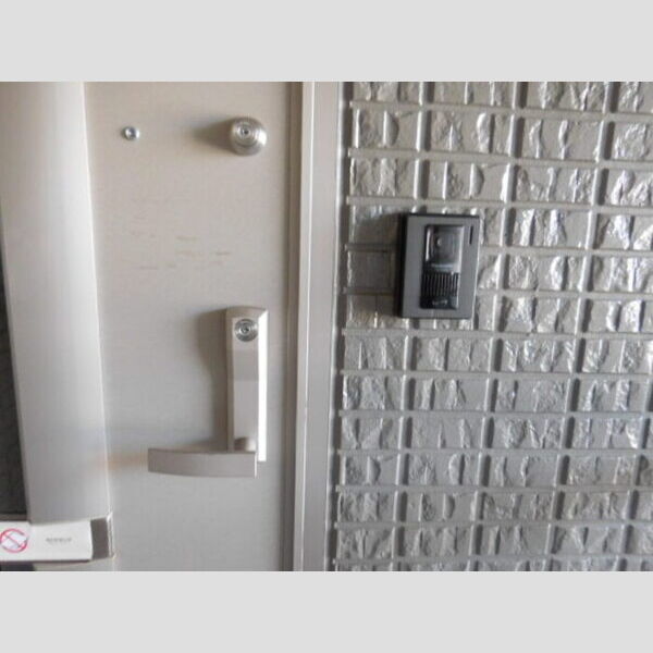 その他設備 (玄関　外部　TVインターホン、キー)