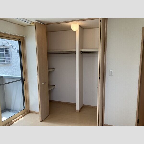 収納 (クローゼット)