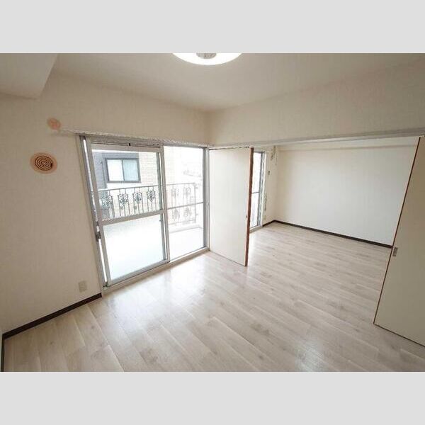 居室・リビング (DK)