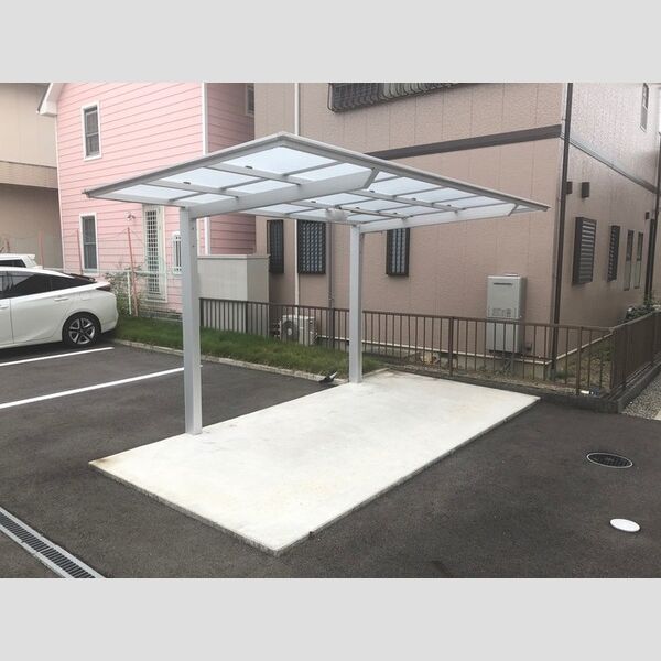 現地周辺 (駐輪場)