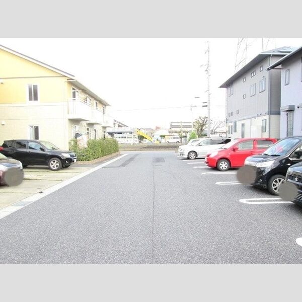 駐車場 (駐車場)