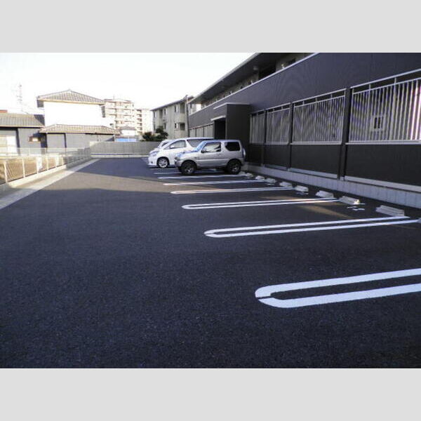 駐車場 (駐車場)