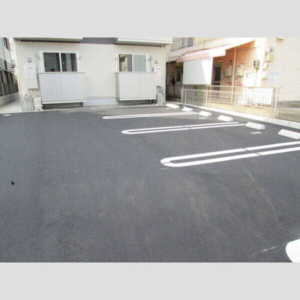 駐車場 (駐車場)