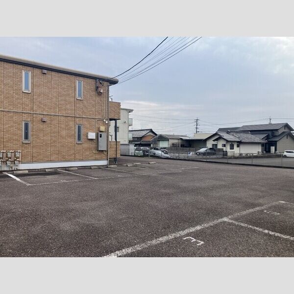 駐車場 (駐車場)