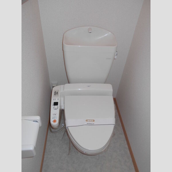 トイレ (温水洗浄便座)