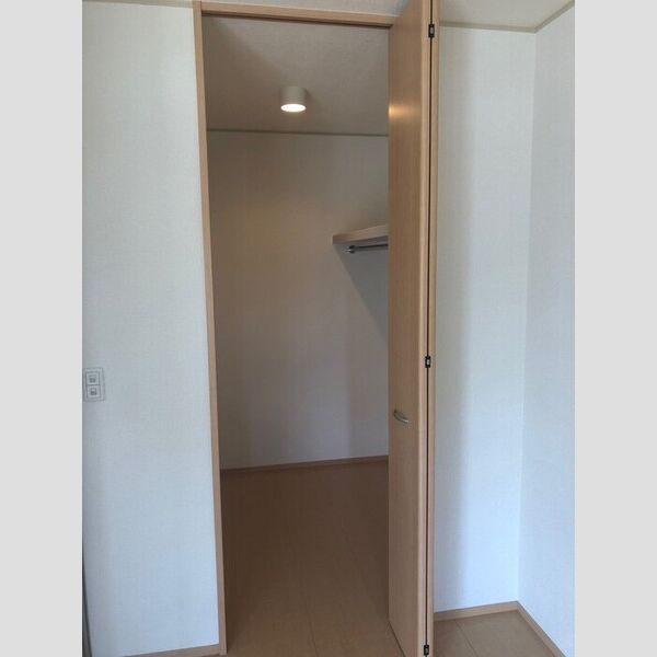 収納 (ウォークインクローゼット)