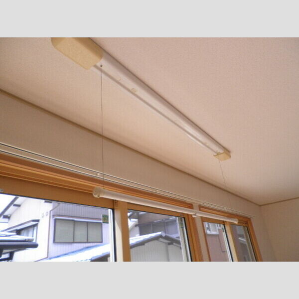 その他 (室内物干し)