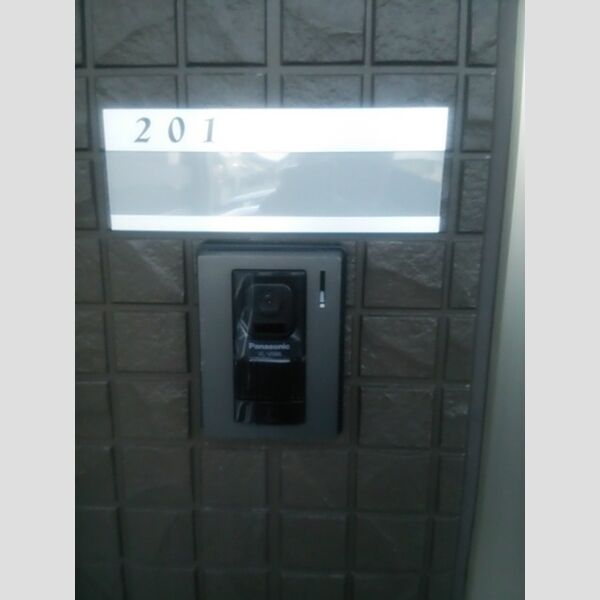 玄関 (TVインターホン)